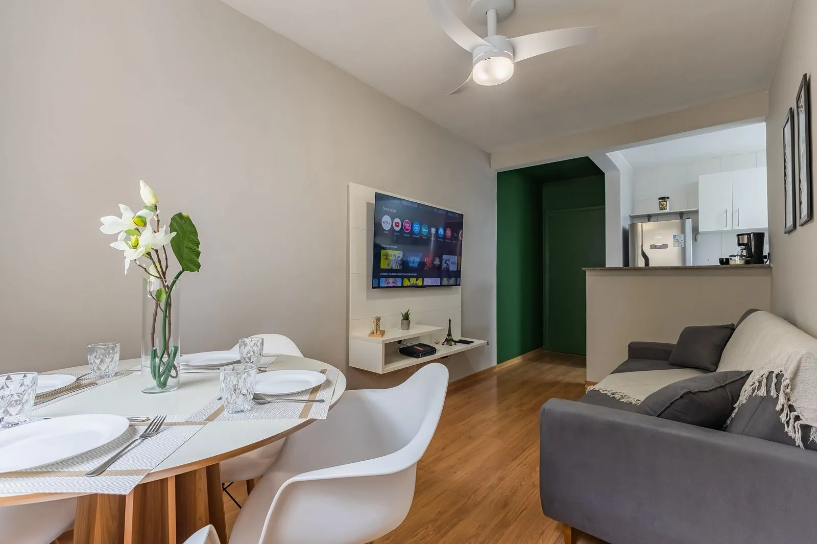 Imagem Lindo Apartamento Mobiliado no Parque Sicilia, a 05 Minutos do Shopping Iguatemi !