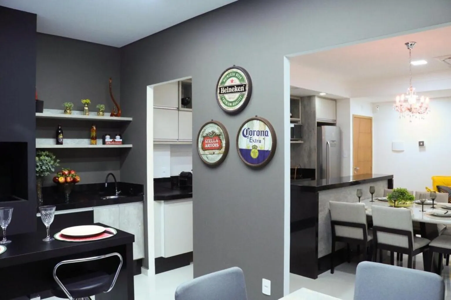 Imagem Apartamento à venda em São Bernardo do Campo-SP, bairro Anchieta com 3 quartos, 1 suíte, 2 banheiros, 2 vagas de garagem e 77,18 m² de área no Edifício Carolina Beatriz.
