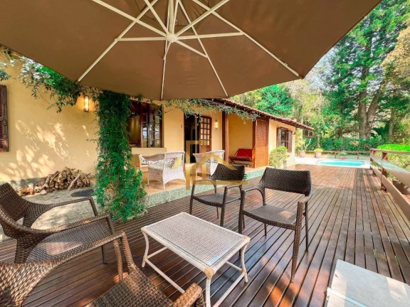 Imagem Casa linear com 3 quartos com suíte e terreno de 2.580 m² e Lazer privativo perto do centro de Teresópolis!