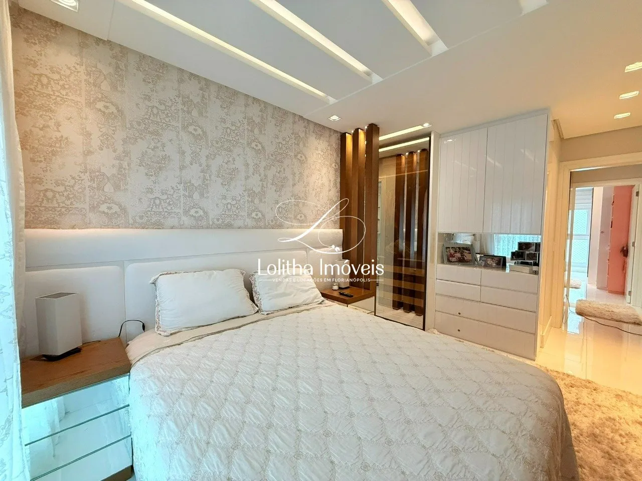 Imagem APARTAMENTO DE ALTO PADRÃO À VENDA NA AGRONÔMICA - FLORIANÓPOLIS/SC