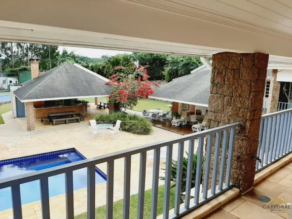 Imagem Casa em condomínio à Venda (PORTEIRA FECHADA) AC 800 m2, Piscina, quadra de Tênis. . . Jundiaí/SP