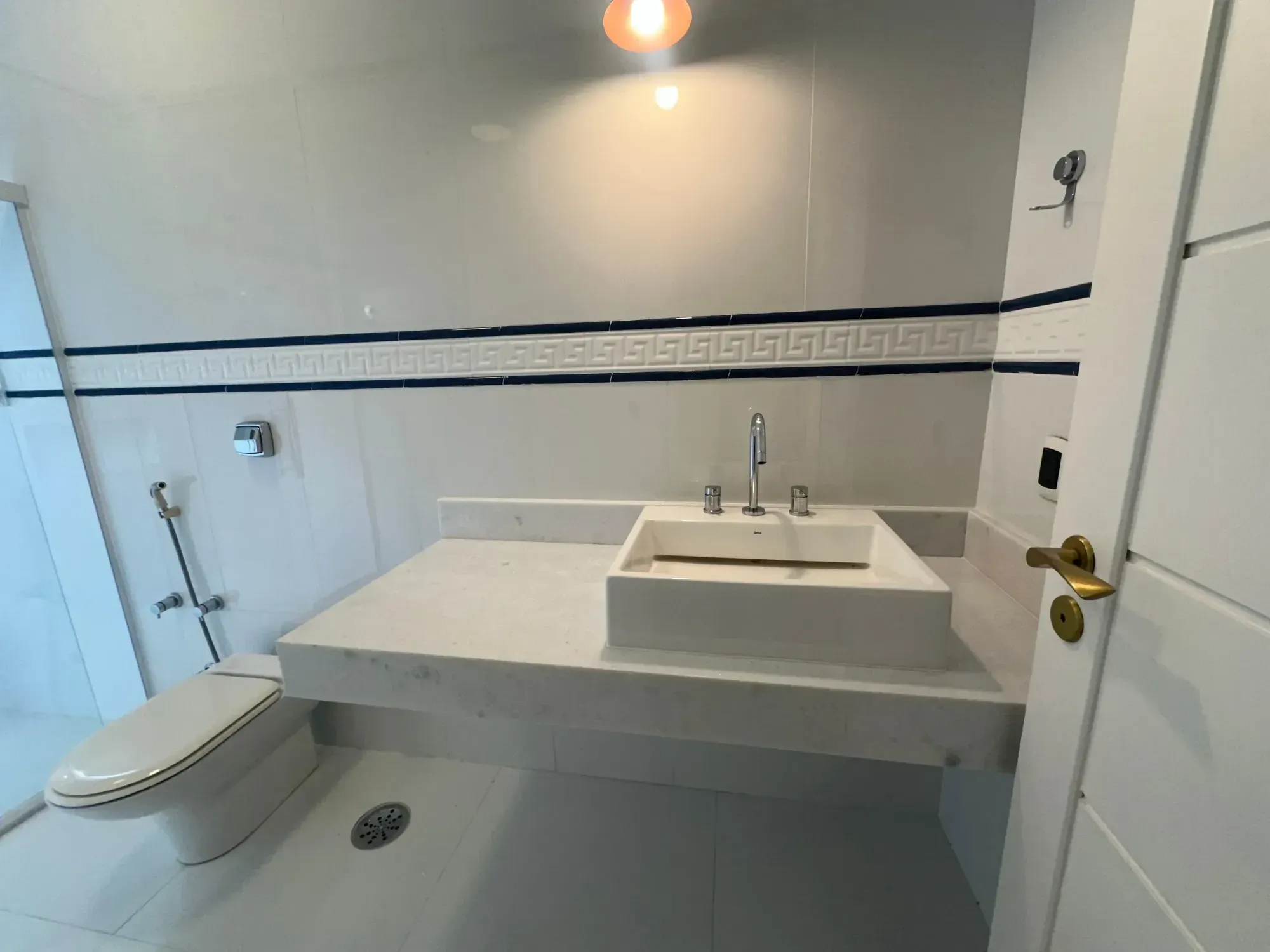 Imagem Sobrado com 4 Quartos à Venda, 450 m² em Alphaville Residencial Plus - Barueri