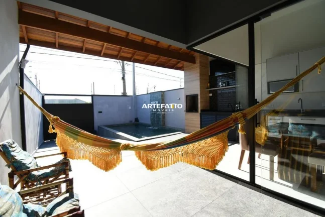 Imagem Oportunidade em Peruíbe – Casa com suíte e 3 vagas!