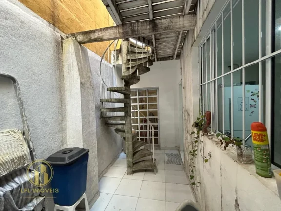 Imagem Sobrado com 131m², com 2 dormitórios e 1 vaga. Jardim Paulistano