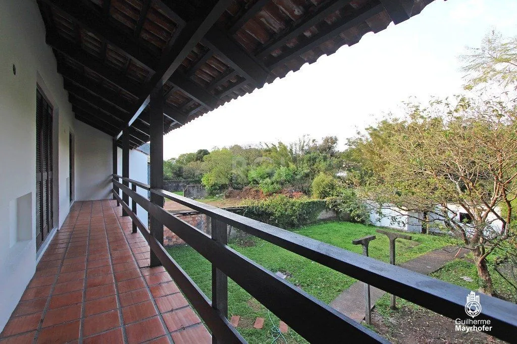 Imagem Casa para Venda - 320m², 4 dormitórios, sendo 1 suites, 3 vagas - Cavalhada