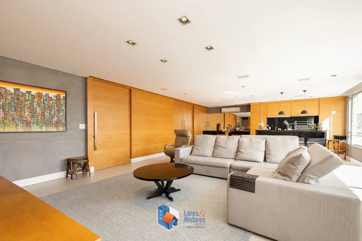 Imagem Apartamento para venda em Saúde com 4 quartos, sendo 2 suítes, 160m²