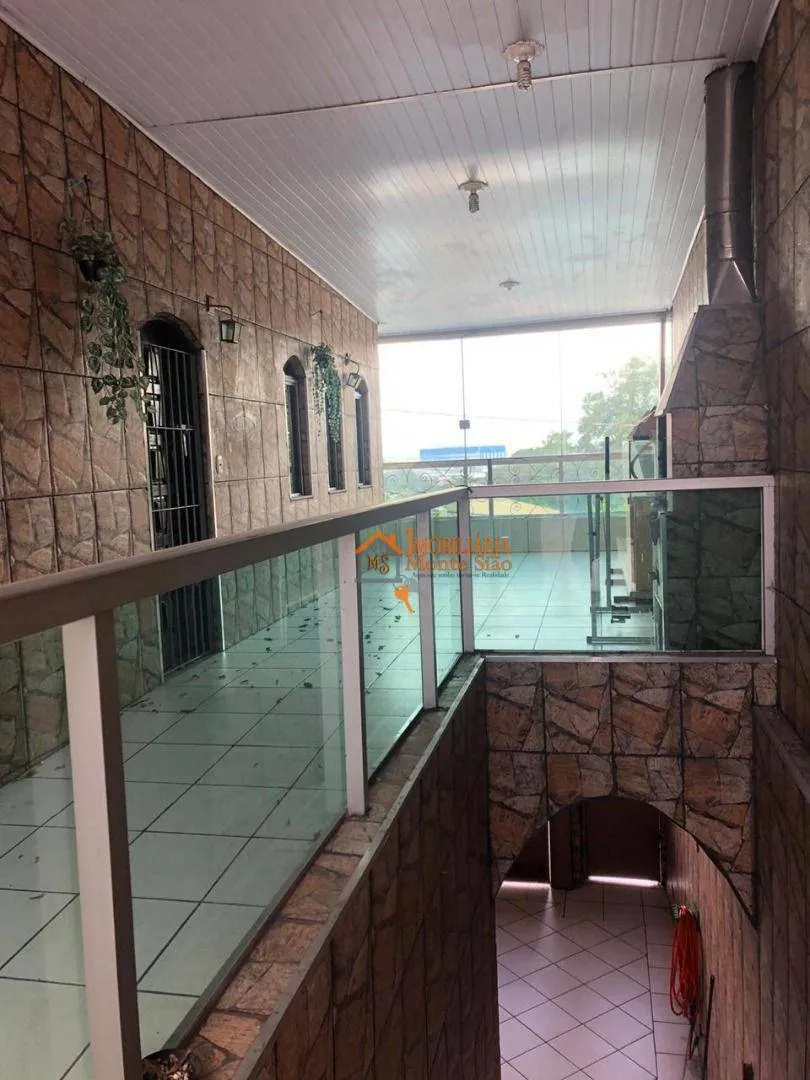 Foto do imóvel Casa com 3 dormitórios à venda, 377 m² por R$ 693.000,00 - Taboão - Guarulhos/SP