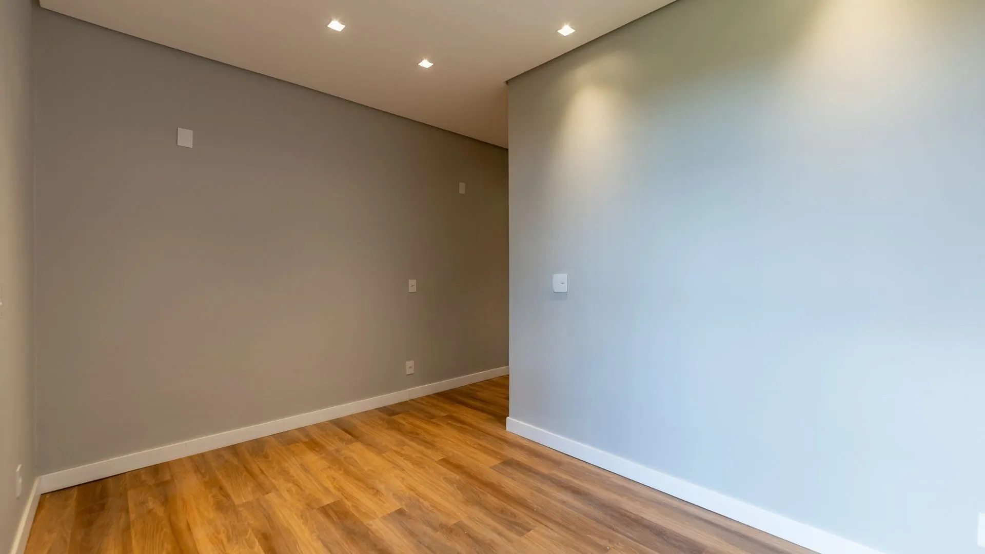 Imagem Linda casa para comprar com 4 suites em condomínio TOP