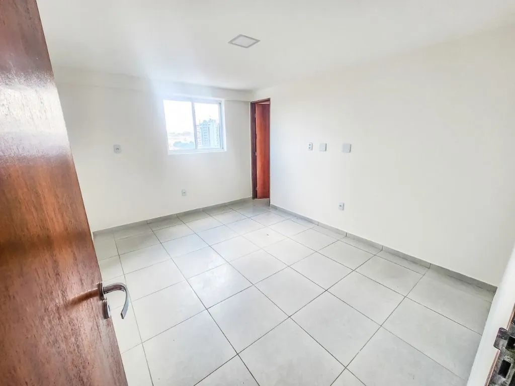 Imagem Apartamento com 2 dormitórios à venda, 65 m² por R$ 494.999,00 - Miramar - João Pessoa/PB
