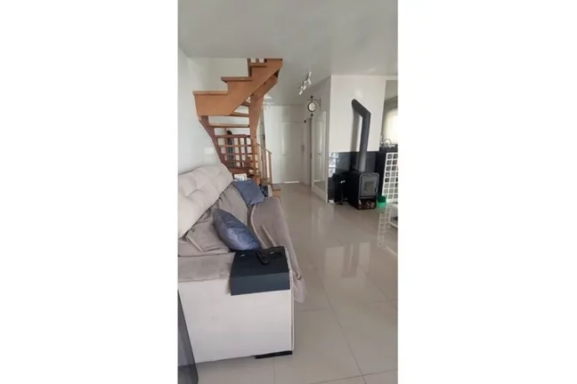 Imagem Casa em Condomínio para venda no bairro Agronomia em Porto Alegre