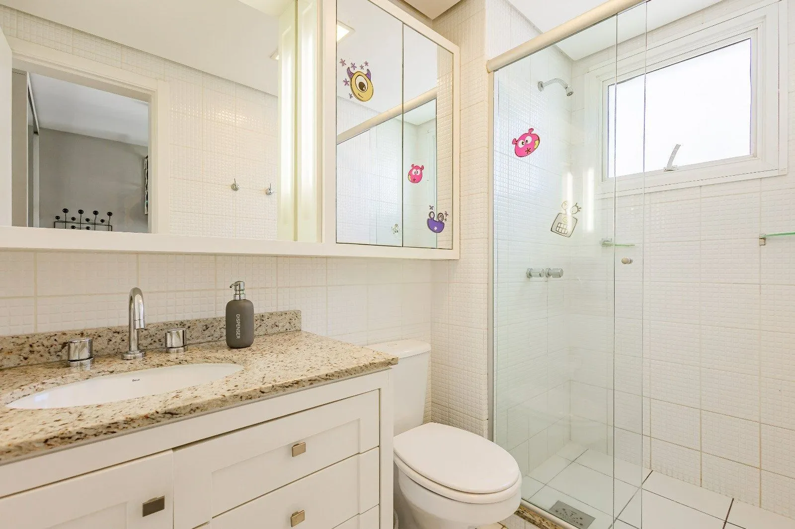 Imagem Apartamento Espetacular com 3 Suítes e Área Social Ampla no Passo d'Areia