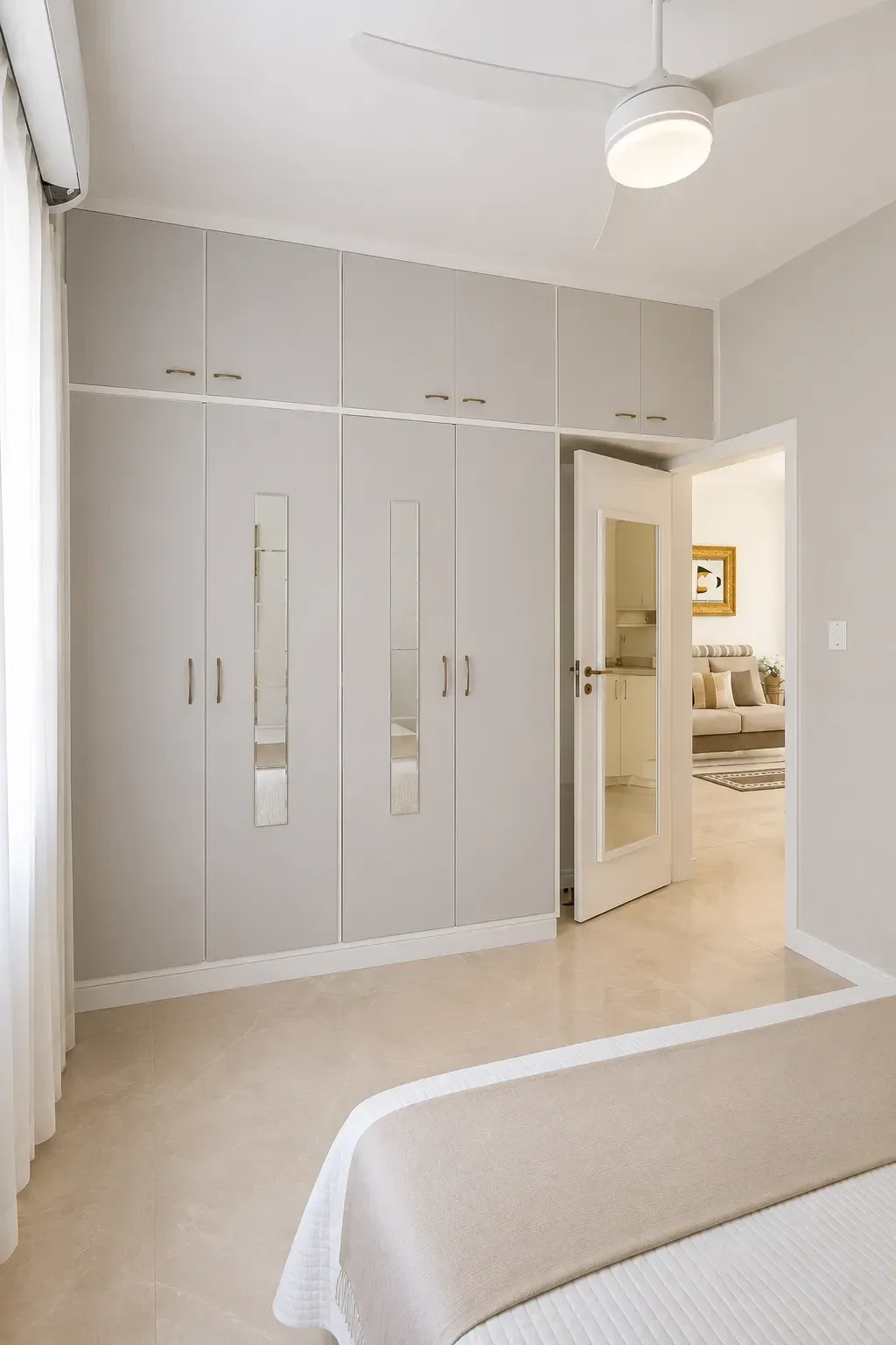 Imagem Apartamento com 1 Quarto à Venda ou Locação, 57 metros em Centro - Florianópolis