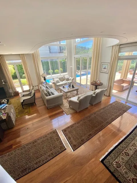 Imagem Casa Sobrado de 1000m² Localizado no Residencial Tamboré 10 - Santana de Parnaíba - SP!