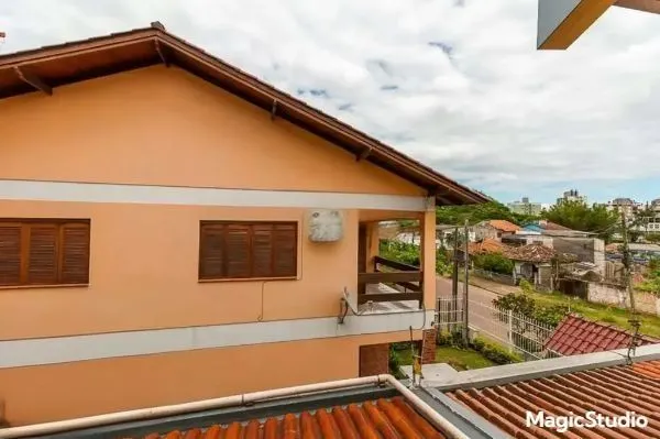 Imagem Casa sobrado a Venda de 5 Quartos, 1 Suite e 4 Vagas de Garagem com 235M²privt.