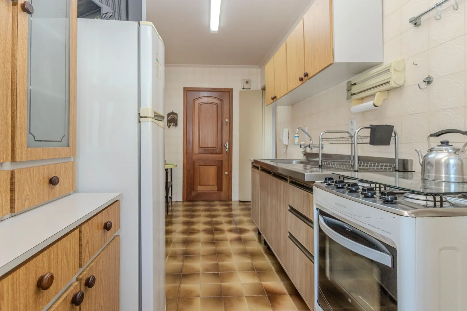 Imagem Apartamento de 2 dormitórios com dependência e vaga no bairro Santana DESOCUPADO