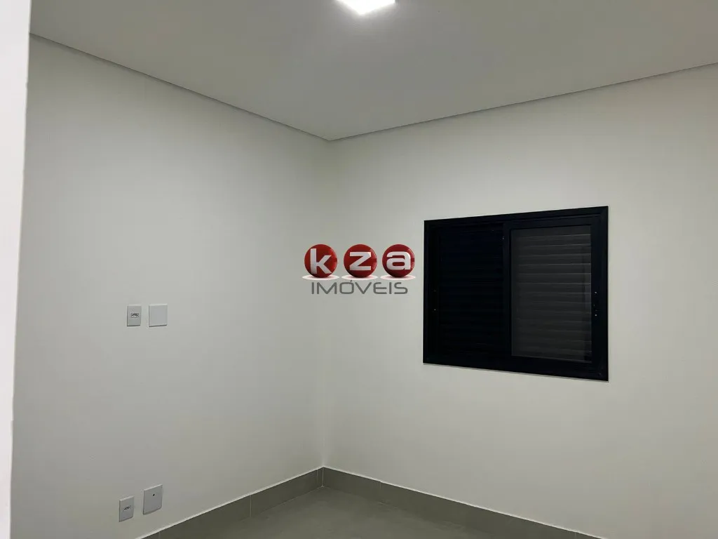 Imagem Imperdível oportunidade: Casa em condomínio à venda em Sumaré-SP, Residencial Real Parque. 3 quartos, 1 suíte, 2 salas, 4 banheiros, 3 vagas de garagem. 144m².