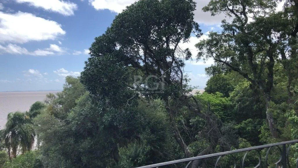 Imagem Casa para Venda - 367m², 2 dormitórios, Belém Novo