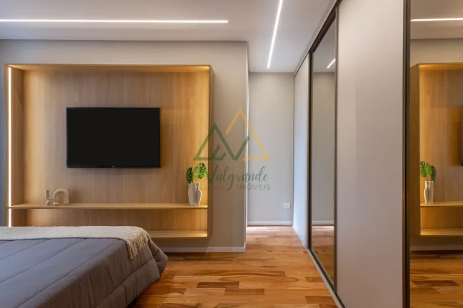 Imagem Apartamento Alto Padrão à venda Cabral Curitiba PR