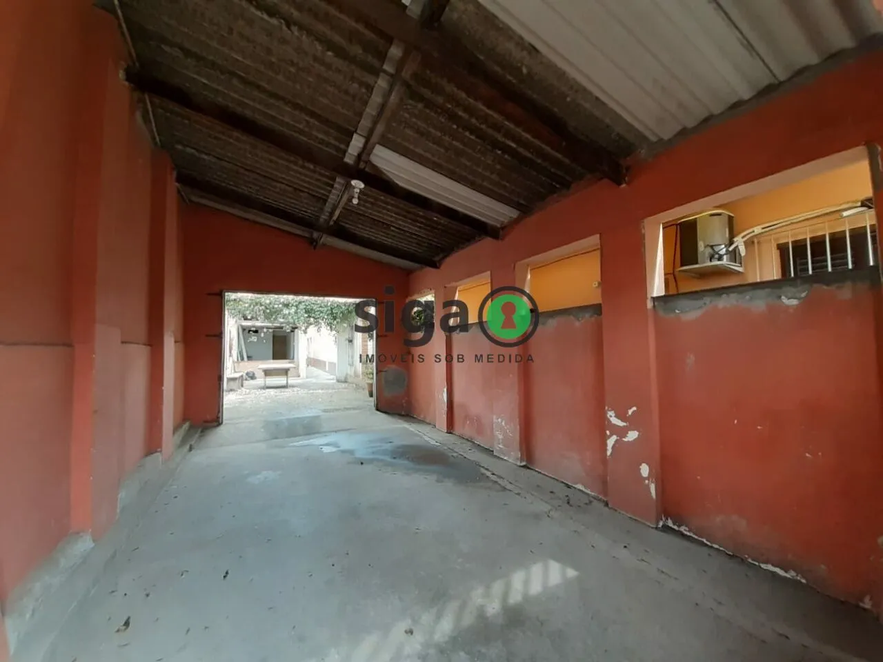 Imagem Casa para venda 6 dormitórios, 6 vagas em 500m² de terreno (10x50) - 450m² construídos
