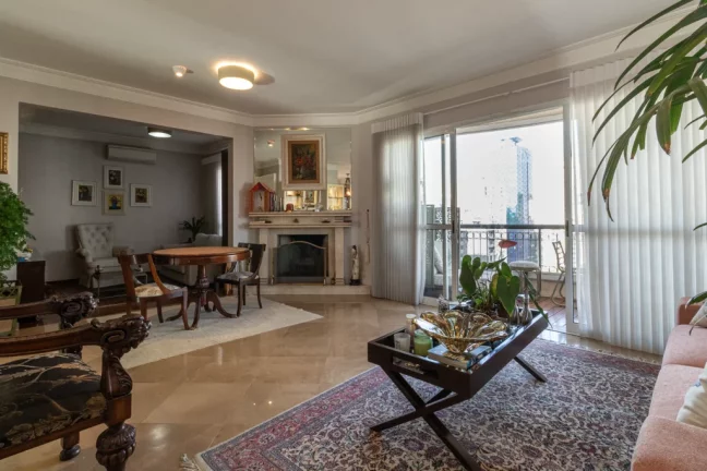 Imagem Apartamento à venda em São Paulo, Moema, com 2 quartos, 165m2