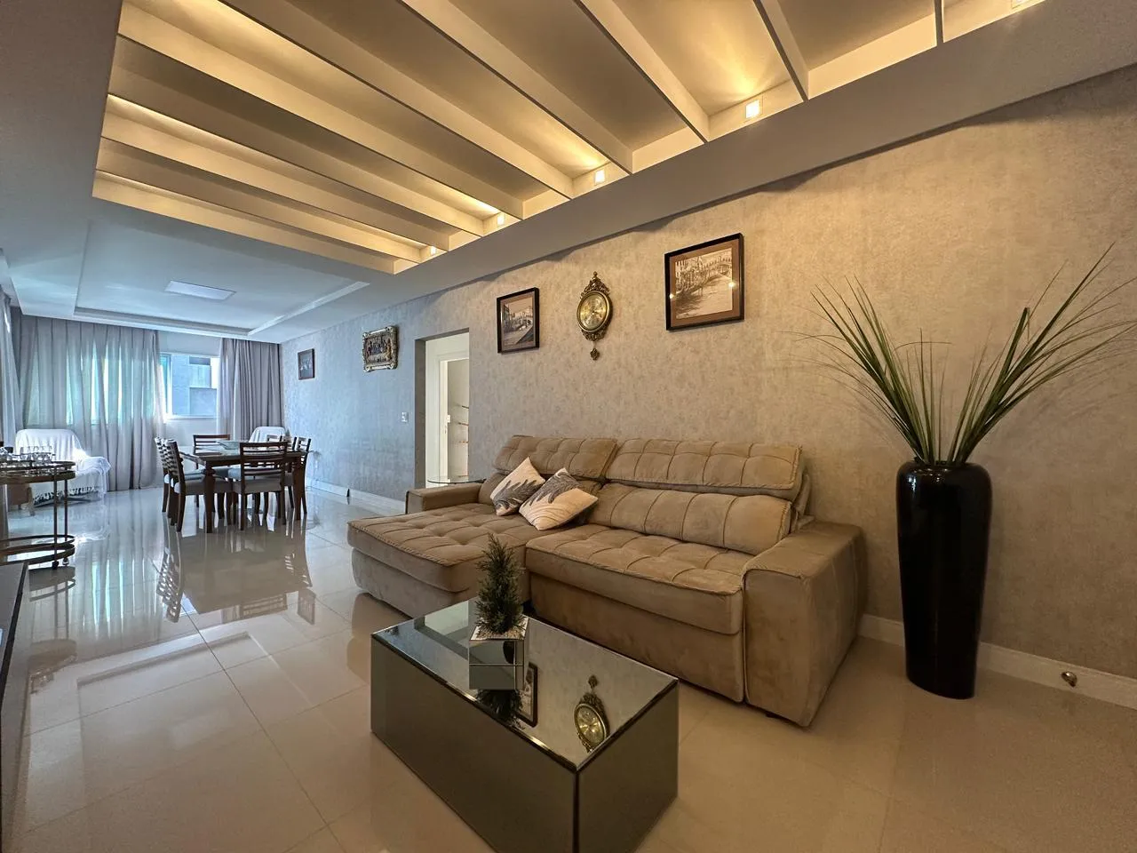 Imagem Apartamento à venda com 163m2 por R$ 2.500.000,00
