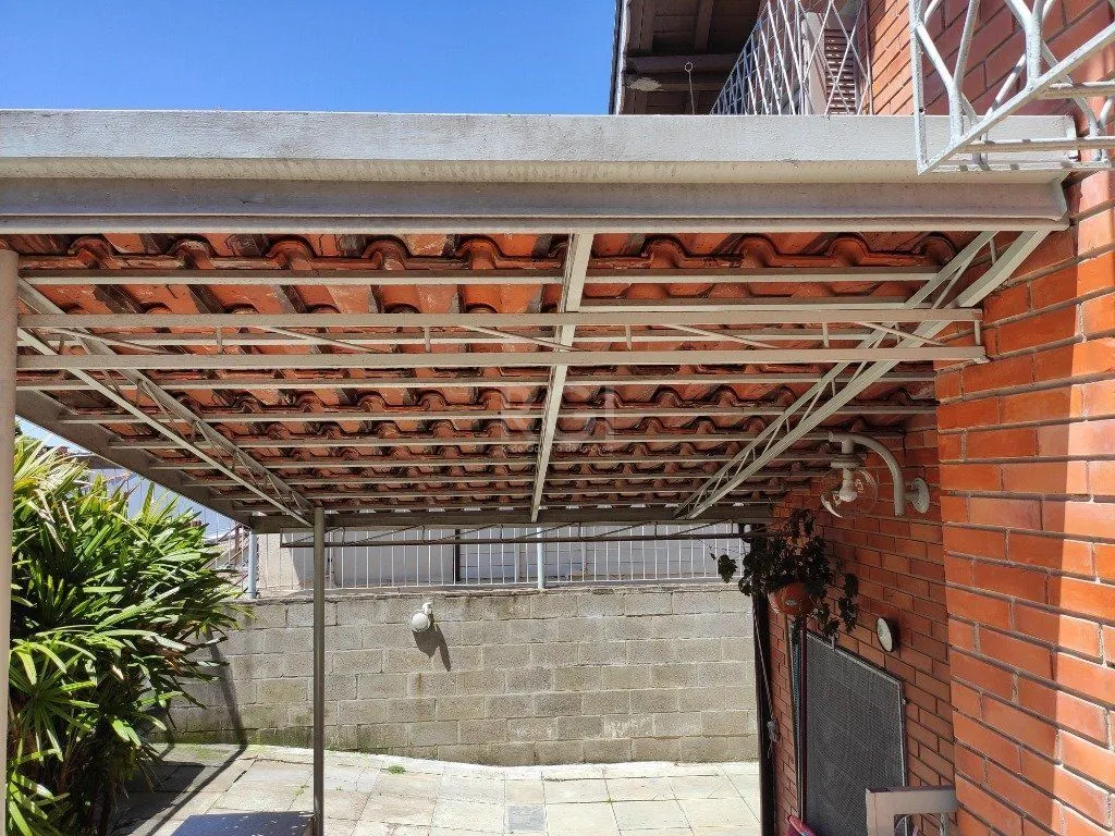 Imagem Casa para Venda - 142.8m², 4 dormitórios, 5 vagas - Teresópolis