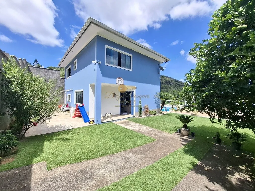 Imagem Casa para Venda em Teresópolis / RJ no bairro Albuquerque