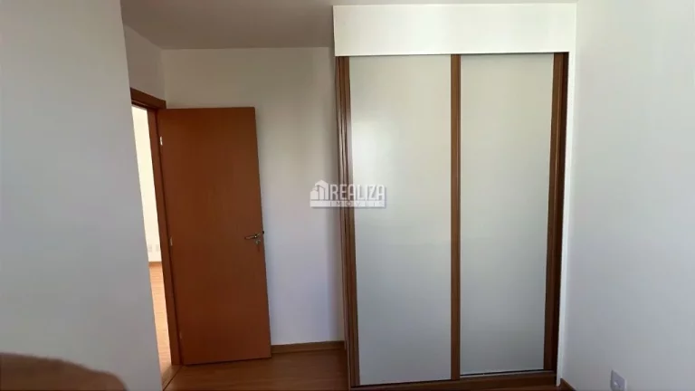 Imagem Apartamento à venda no Condomínio Residencial Aguas Cristalinas, em Uberaba - 2 dormitórios, móveis planejados, piscina e portaria 24H