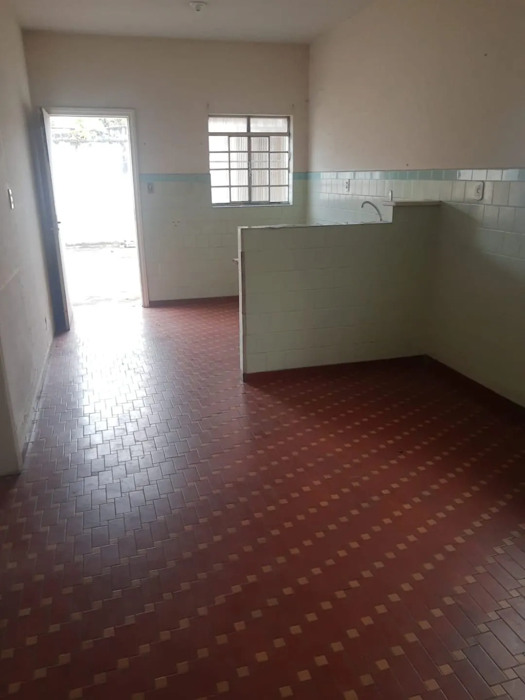 Imagem Casa à venda 2 Quartos, 1 Vaga, 240M², Vila Santos, Caçapava - SP