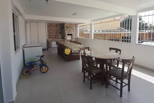 Foto do imóvel Residencial Daniela Apartamento 3 quartos quadra mar Praia Centro Bombinhas SC