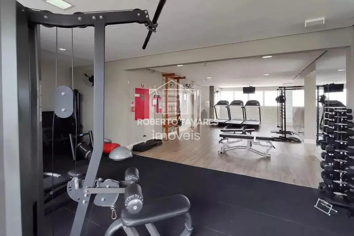 Imagem Apartamento mobiliado com 50 m², muito bem distribuídos, com 2 dormitórios, sendo 1 suíte, 1 vaga de garagem além de estar repleto de armários planejados.