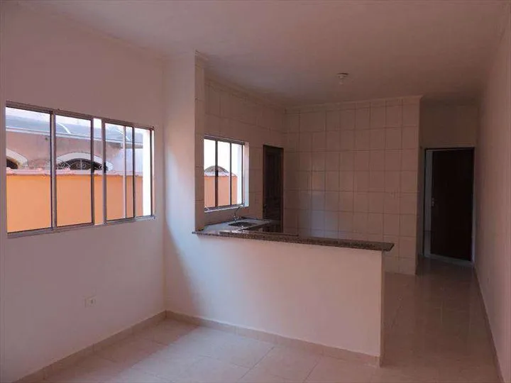 Imagem Casa com 2 Quartos à Venda, 75 m² em Itanhaém