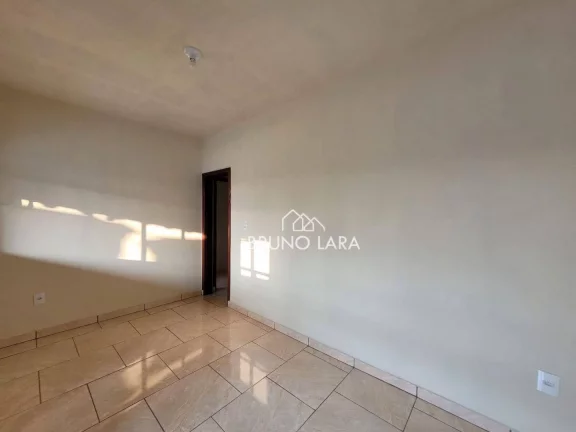 Imagem Casa disponível para locação no bairro Padre Eustáquio - Igarapé/MG.