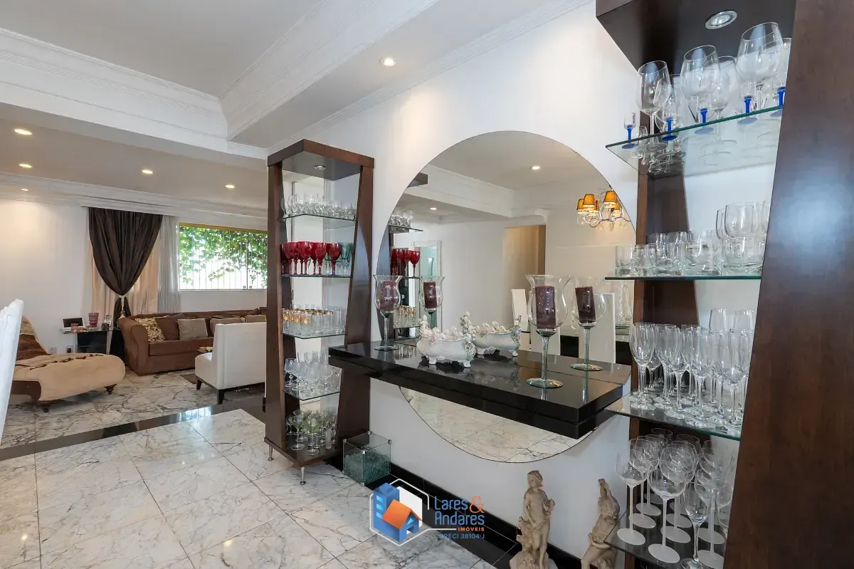 Imagem Casa para venda em Real Parque com 4 quartos, sendo 3 suítes, 433m²
