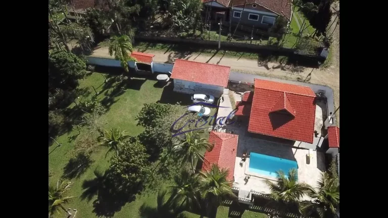 Imagem Chácara com 5 dormitórios à venda, 2400 m² por R$ 1.000.000,00 - Jardim Caju - Pedro de Toledo/SP