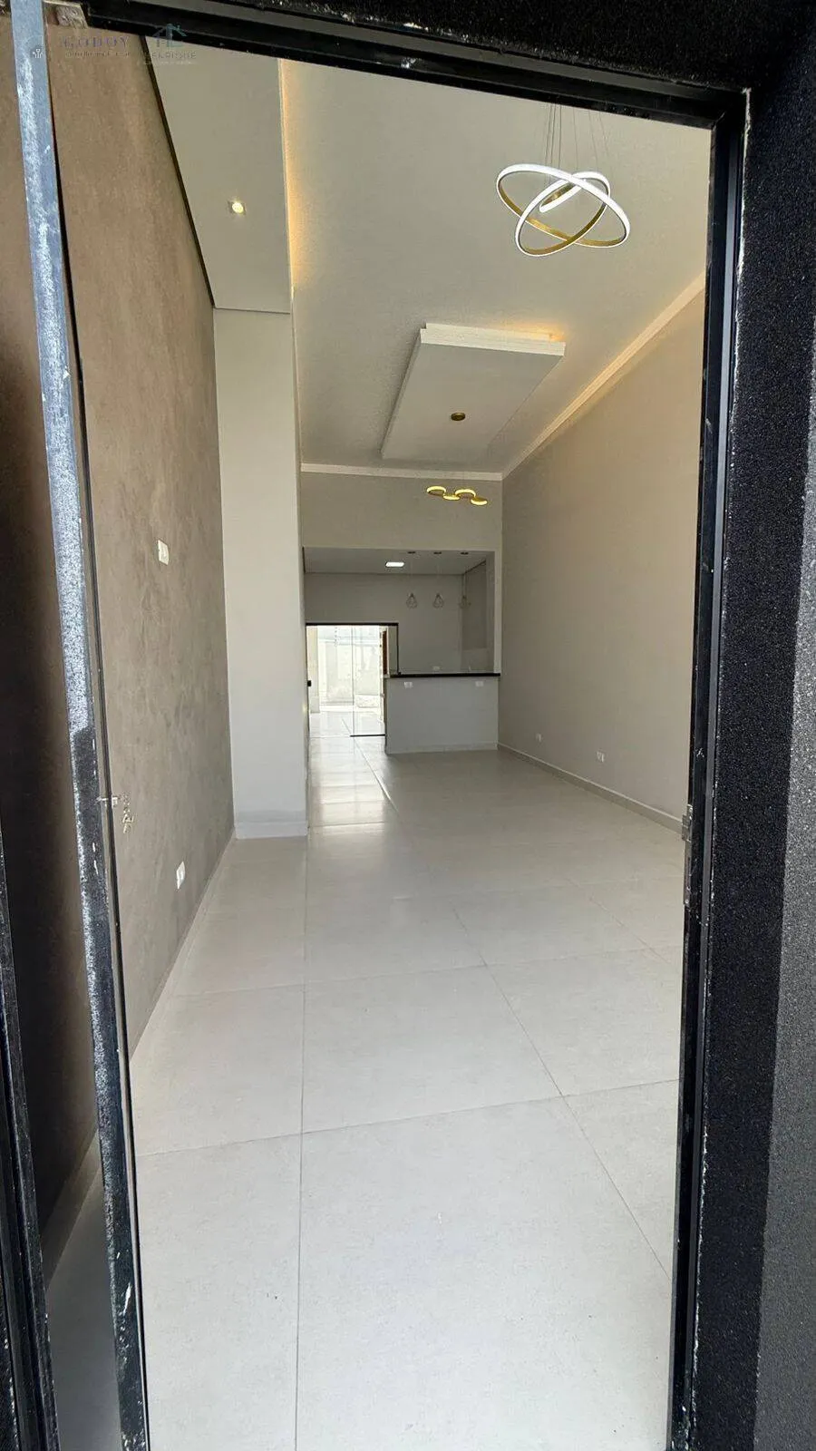 Imagem Casa moderna e bem distribuída, ideal p quem busca conforto e funcionalidad