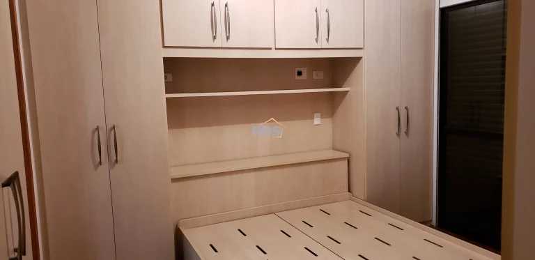 Imagem Vende um espaço e confortável apartamento de 160m² na Vila suzana.