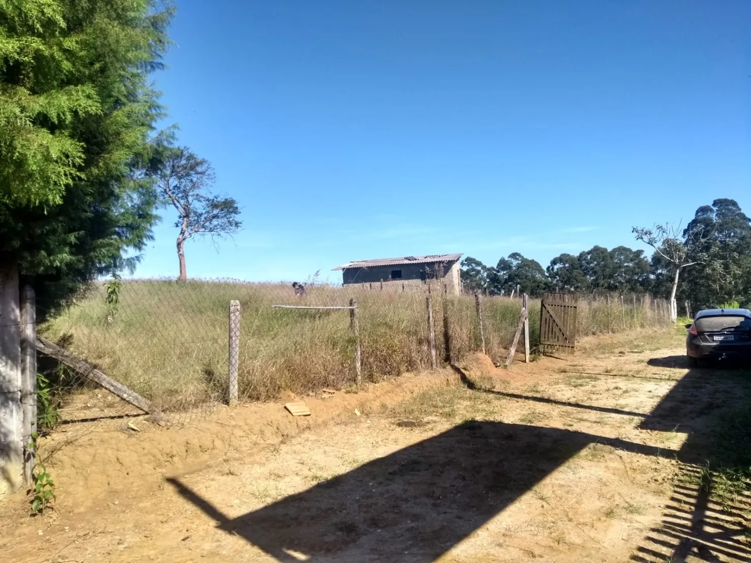 Imagem Chácara à venda 1500M², Residencial Pinheiros, Taubaté - SP