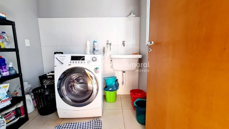 Imagem Sobrado à venda no Condomínio Reserva Real - Paulínia/SP

Excelente oportunidade para quem busca ...