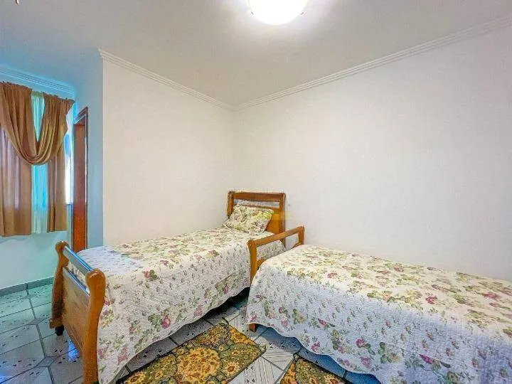Imagem Casa Jardim França (Tucuruvi) - 800M², 7 Dorms, 5 Suítes, 8 Vagas, Piscina.