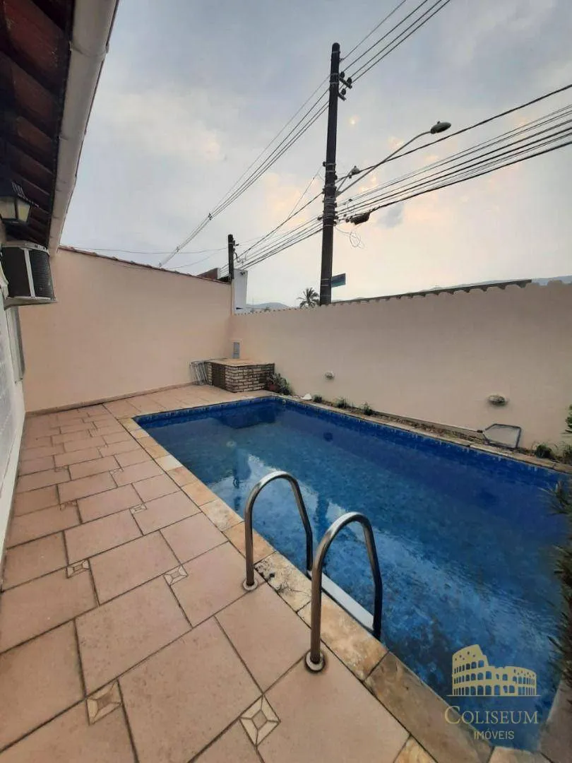 Imagem Casa com 2 dormitórios à venda, 80 m² por R$ 555.000,00 - Vilamar - Praia Grande/SP