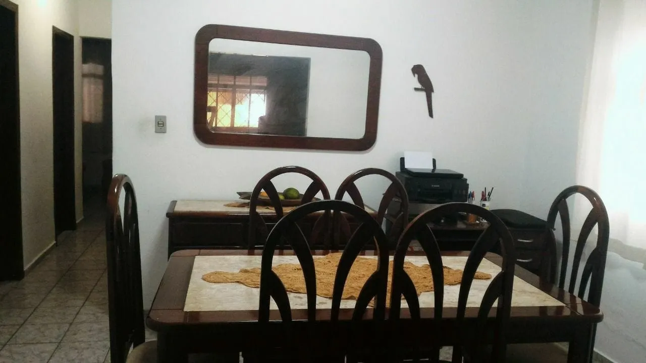 Imagem Casa à venda 2 Quartos, 1 Suite, 2 Vagas, 250M², Azeredo, Pindamonhangaba - SP