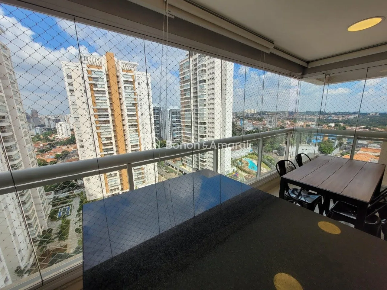 Imagem Apartamento para Locação no Condomínio Horizon com 3 vagas e 3 suites - Campinas
