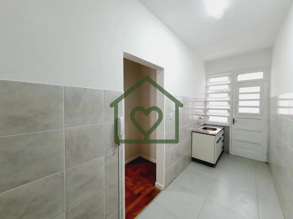Imagem Apartamento tipo JK com 37m², no bairro Menino Deus. Apartamento de térreo, mas com muita privacid...