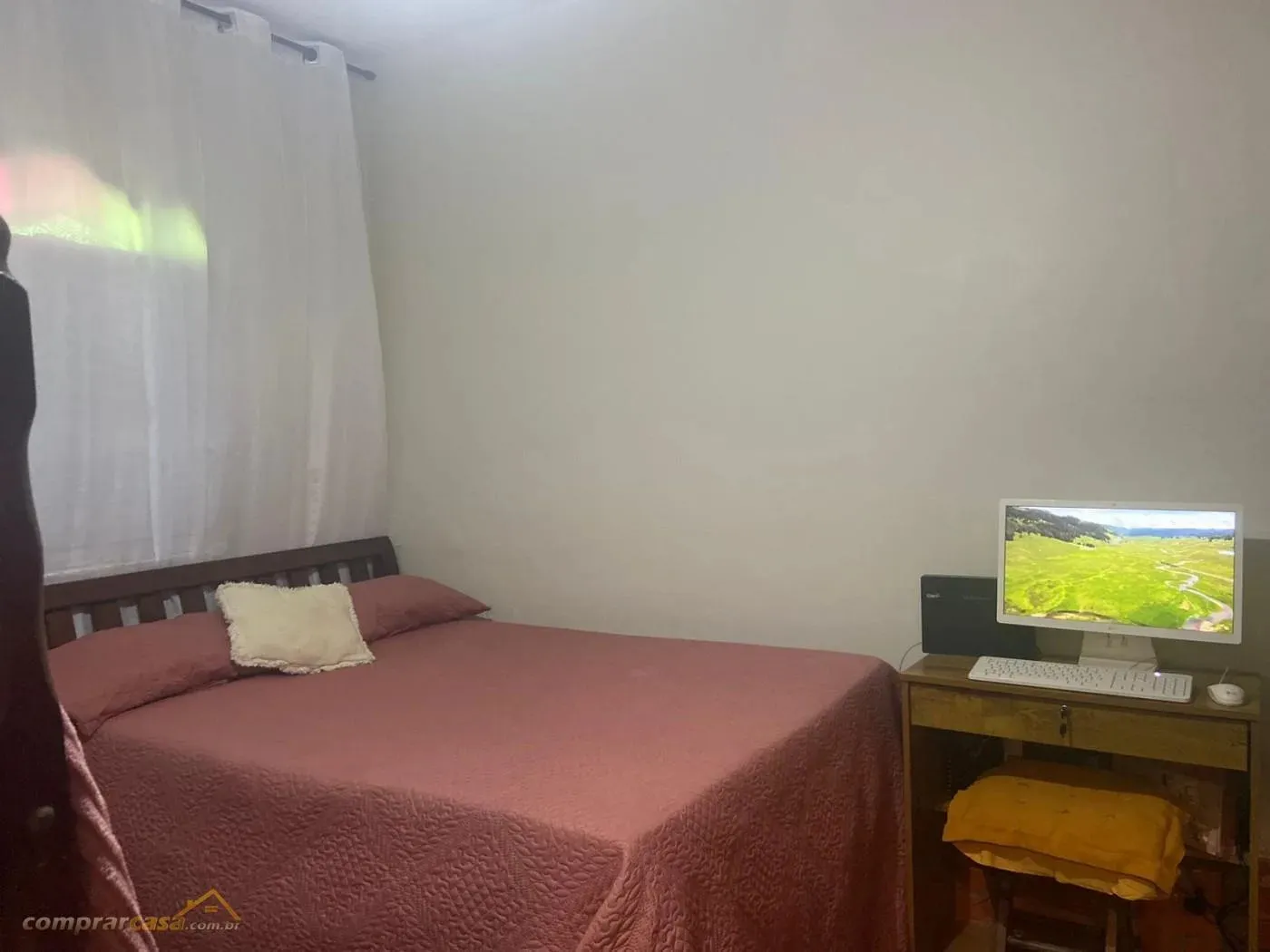 Imagem Casa em Condomínio para Venda em São Pedro da Aldeia / RJ no bairro Campo Redondo