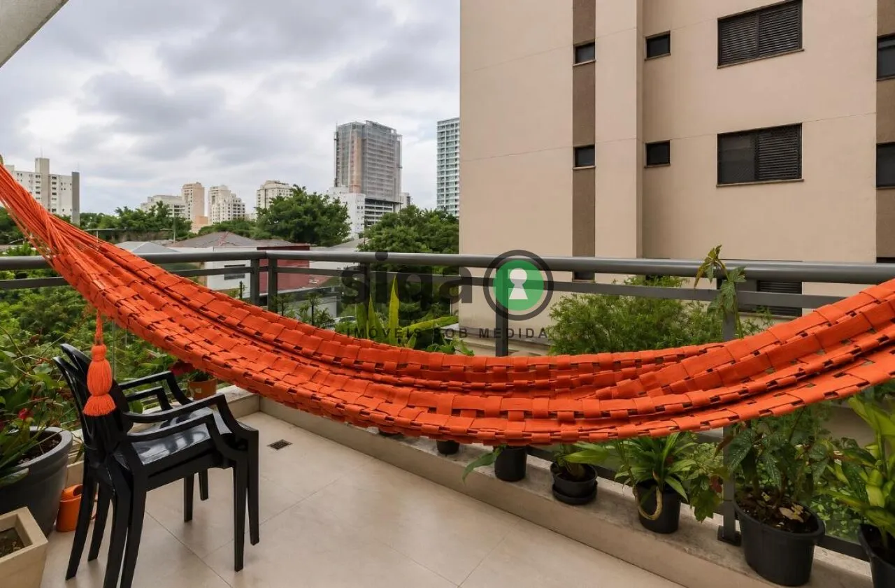 Imagem Apartamento em Perdizes à Venda, com 206m² com 4 suítes, 3 vagas, Semi Mobiliado.