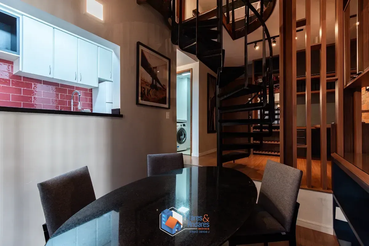 Imagem Duplex para venda em Cerqueira César com 1 quarto, sendo 1 suíte, 62m²