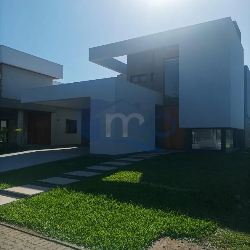 Imagem Casa á venda com 4 suítes no Engenho Velho em Torres/RS