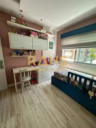 Imagem Apartamento a Venda no condomínio Helbor Victoria Home Club - Impecável Com 162m² privativos, 3 s...