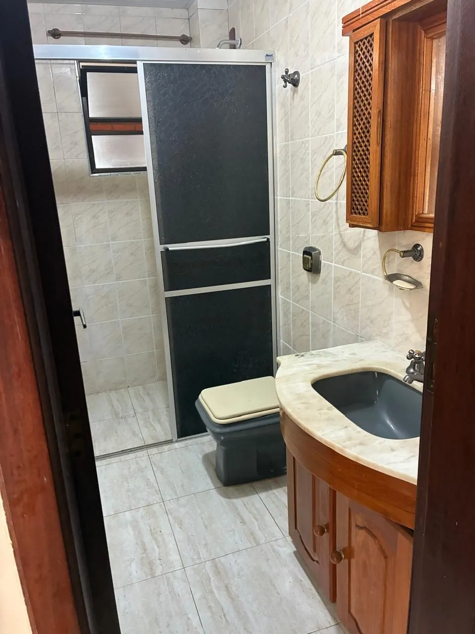 Imagem Excepcional Apartamento com 3 dormitórios no centro de Canoas.